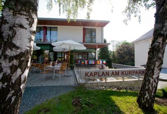 Hotel Kaplan Am Kurpark à Bad Tatzmannsdorf Extérieur photo